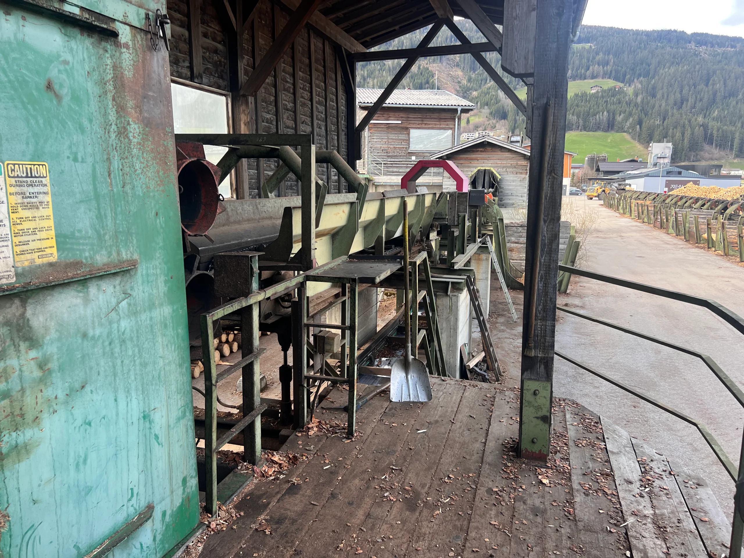 Impianto di selezione dei tronchi con scortecciatore - Immagine 5