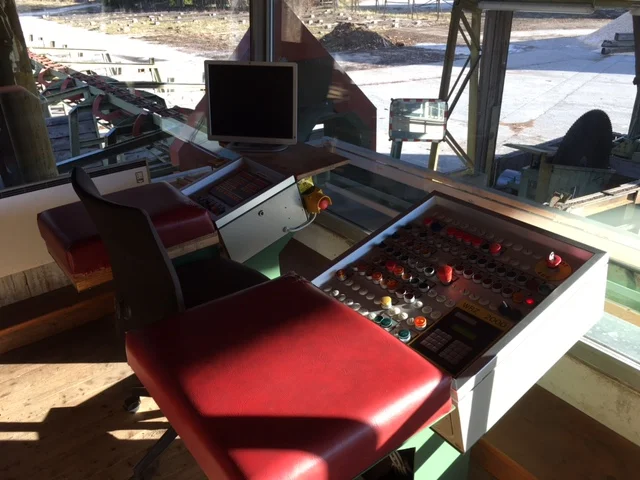 Cortile di tronchi - Immagine 2