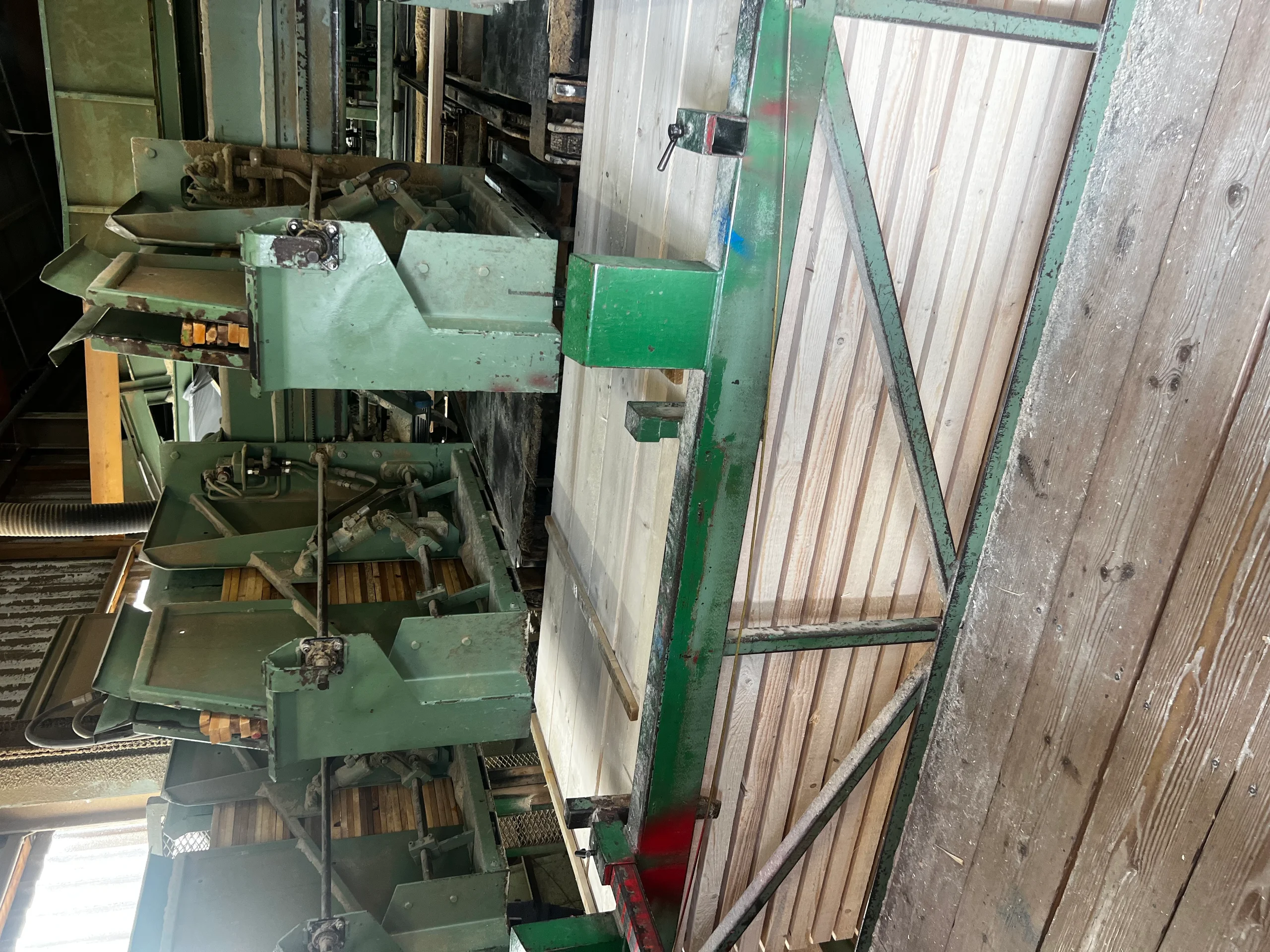 Linea di selezione del legname