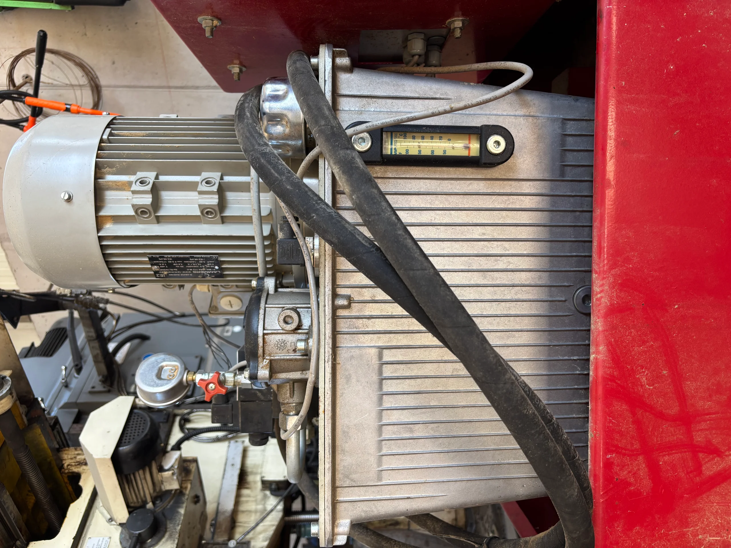 Contenitore a pavimento mobile - Immagine 13